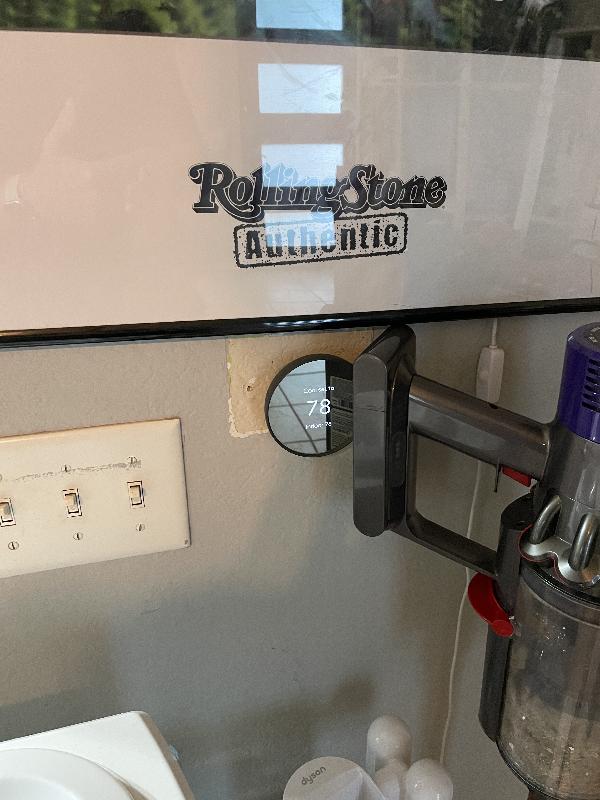 This thermostat was installed by the tenant. They intend to remove it and replace it with the one that was there when they moved in. 
